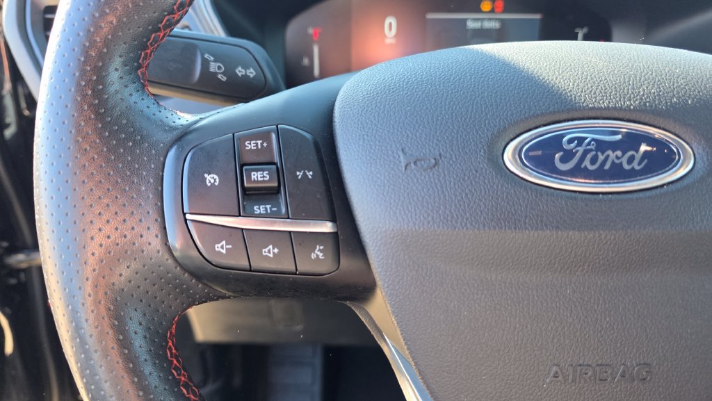 Used 2024 Ford Escape ST-Line AWD/4WD image 16
