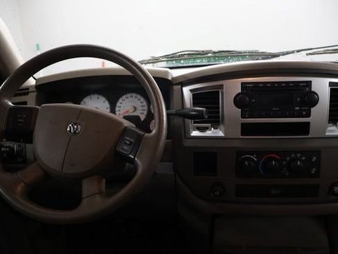 Used 2008 Dodge Ram 1500 Truck SLT image 9