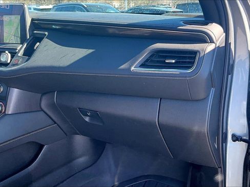 Used 2023 GMC Yukon AT4 w/ LPO, Floor Liner Package image 10