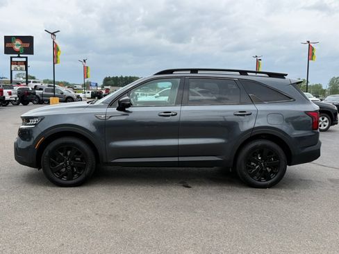 Used 2022 Kia Sorento S AWD/4WD image 5