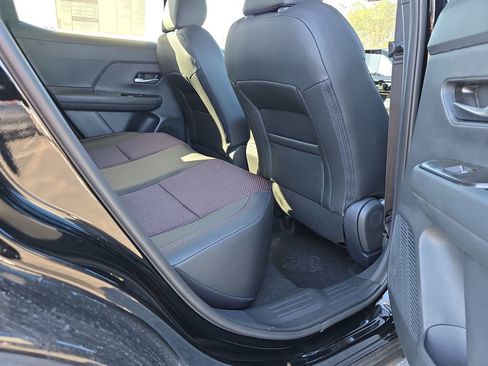 New 2026 Nissan Kicks SR image 14
