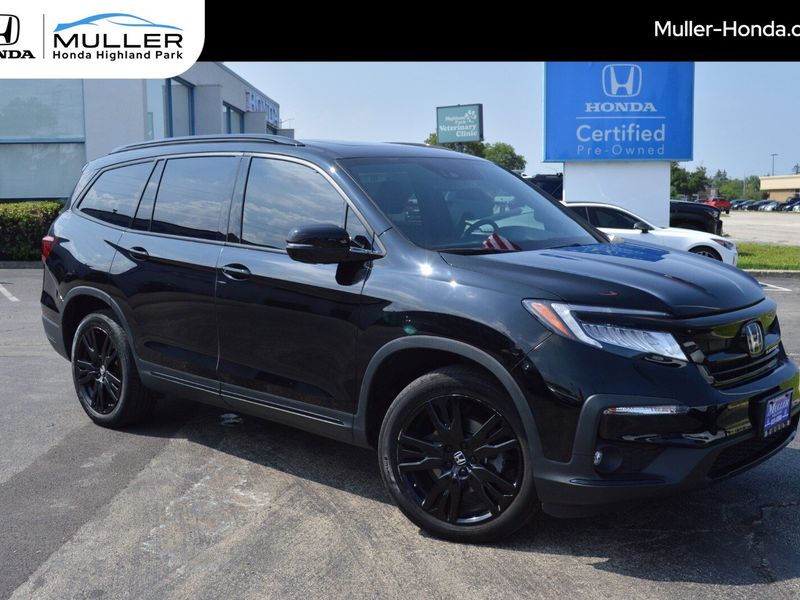 Certified 2022 Honda Pilot Black Edition image 1