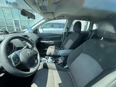 Used 2018 Mitsubishi Outlander Sport ES AWD/4WD image 8