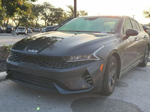 Used 2022 Kia K5 LXS FWD image 12