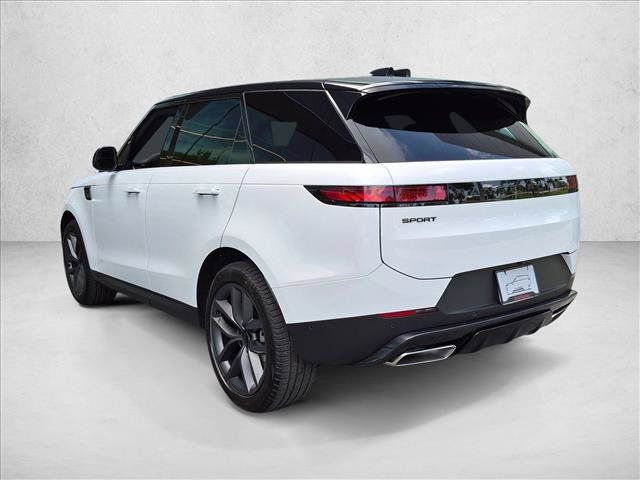 New 2027 Land Rover Range Rover Sport SE AWD/4WD image 8