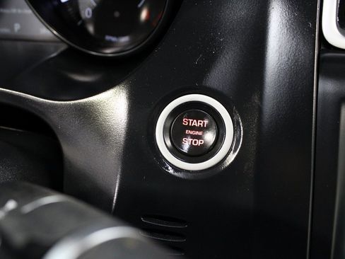 Used 2018 Jaguar E-PACE S image 30