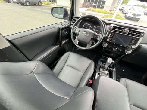 Used 2023 Toyota 4Runner TRD Off-Road Premium w/ Off Road Premium Plus Package AWD/4WD image 3