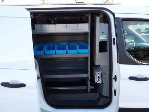 Used 2020 Ford Transit Connect XL image 29