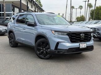 Used 2025 Honda Pilot Black Edition video 1