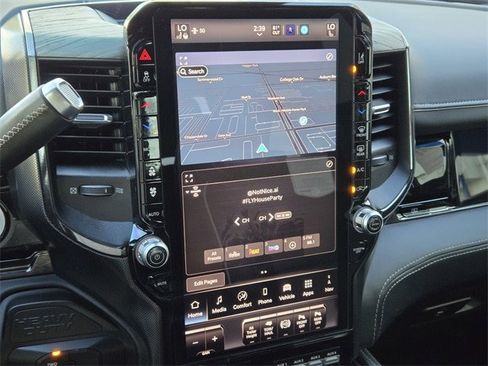 Used 2025 RAM 3500 Limited image 14