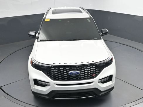 Used 2020 Ford Explorer ST w/ ST Street Pack image 33