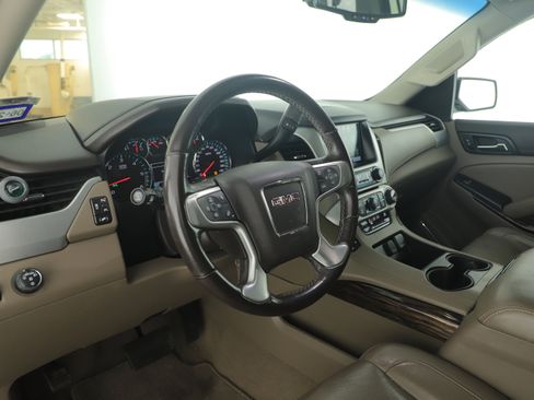 Used 2019 GMC Yukon XL SLT w/ Open Road Package image 20