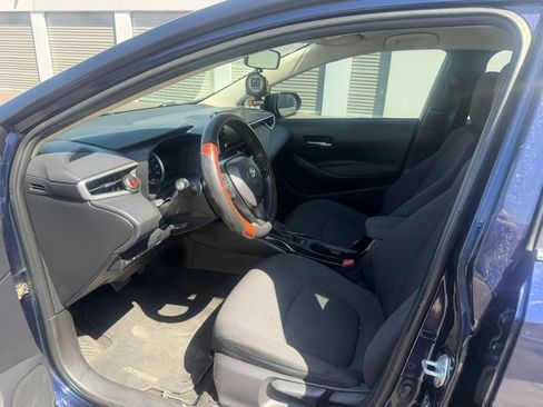 Used 2020 Toyota Corolla LE w/ Carpet Mat Package (TMS) FWD image 7