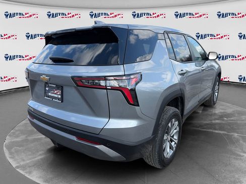 Used 2025 Chevrolet Equinox LT FWD image 7