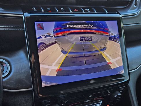 Used 2021 Jeep Grand Cherokee L Limited image 21