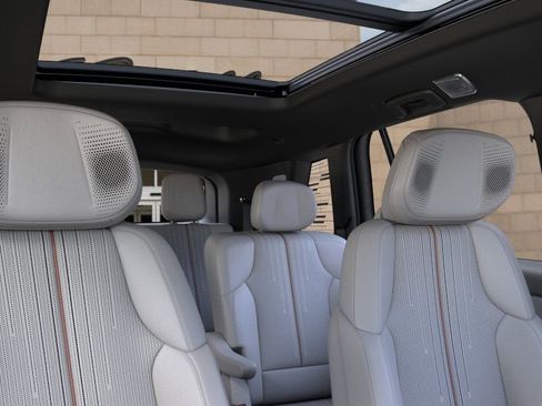 New 2026 Cadillac Vistiq Luxury w/ LPO, Floor Liner Package AWD/4WD image 24