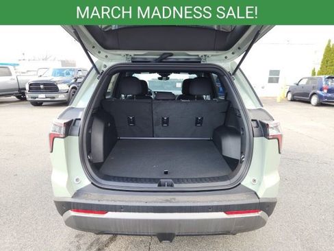 Used 2025 Chevrolet Equinox LT w/ Safety and Technology Package image 26