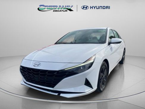 Used 2022 Hyundai Elantra Blue w/ Cargo Package image 4