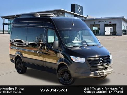 New 2025 Mercedes-Benz Sprinter 2500 image 1