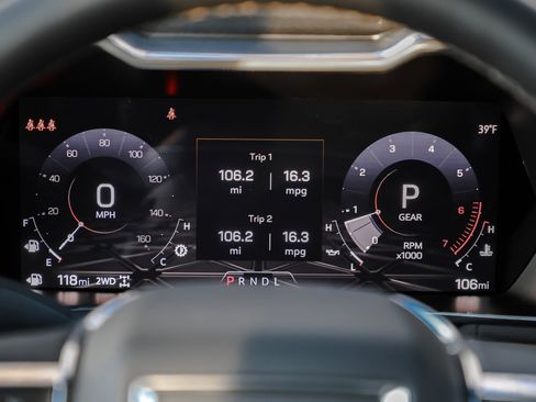 New 2026 GMC Canyon Denali image 24