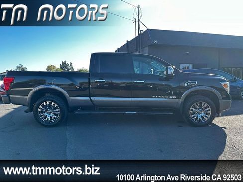 Used 2016 Nissan Titan Platinum Reserve image 21