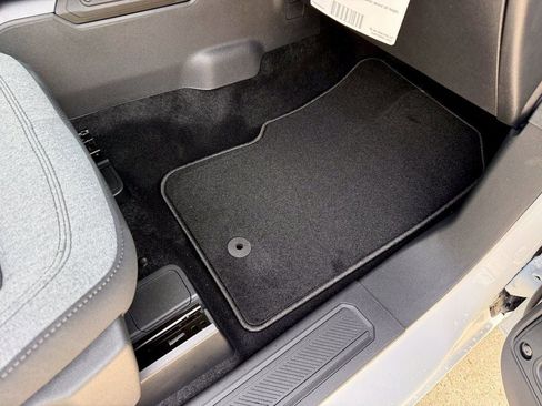 New 2025 Ford Bronco 4-Door image 18