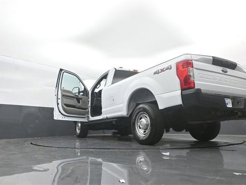 Used 2022 Ford F350 XL w/ Power Equipment Group image 35