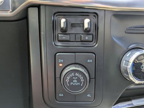 Used 2023 Ford F150 Raptor AWD/4WD image 17