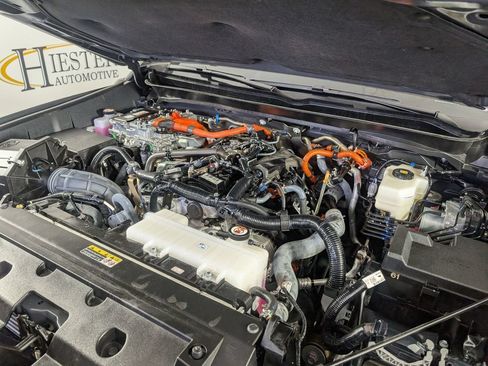 Used 2025 Toyota Tacoma 4x4 Double Cab Hybrid w/ Tow Tech Package image 36