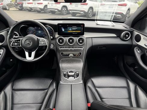 Used 2020 Mercedes-Benz C 300 Sedan image 11