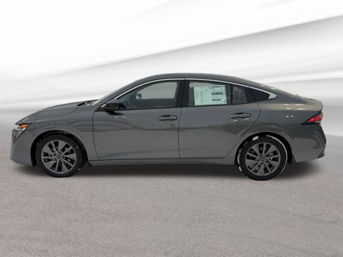 New 2026 Nissan Sentra SL w/ Floor Mat Package FWD image 10