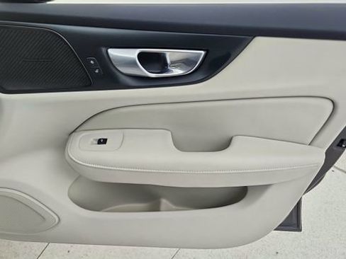 Used 2024 Volvo S60 B5 Plus w/ Climate Package image 25