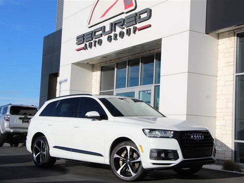 Used 2019 Audi Q7 3.0T Prestige w/ Prestige Package image 1