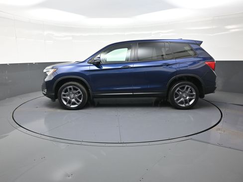 Used 2023 Honda Passport EX-L image 6