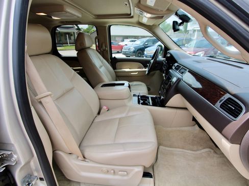 Used 2008 GMC Yukon Denali image 19