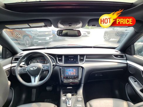 Used 2021 INFINITI QX50 Luxe w/ Appearance Package image 8