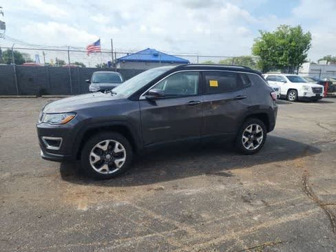 Used 2020 Jeep Compass Limited w/ Safety & Security Group AWD/4WD image 26