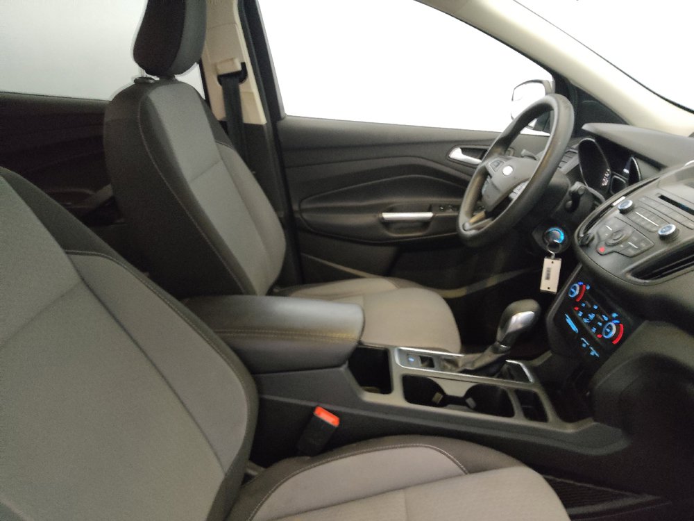 Used 2018 Ford Escape SE FWD image 21