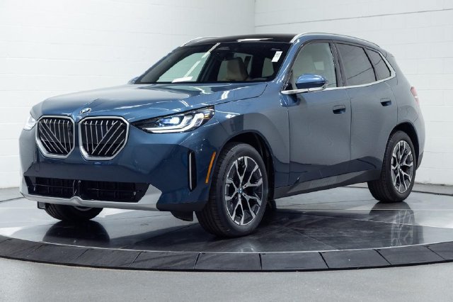 Used 2026 BMW X3 xDrive30i w/ Premium Package AWD/4WD image 8