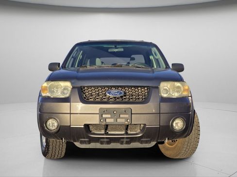 Used 2006 Ford Escape XLT image 3