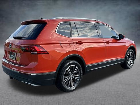 Used 2019 Volkswagen Tiguan SEL FWD image 5
