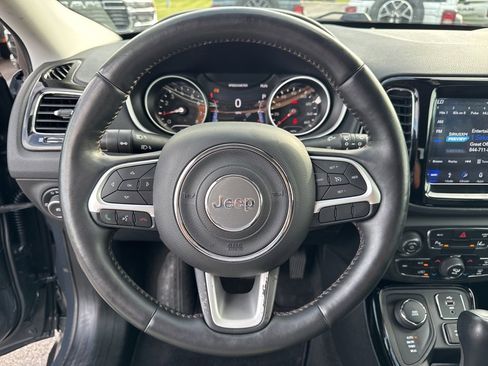 Used 2018 Jeep Compass Limited w/ Navigation Group image 46