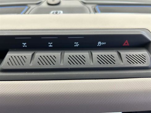 Used 2022 Ford Bronco Wildtrak image 22