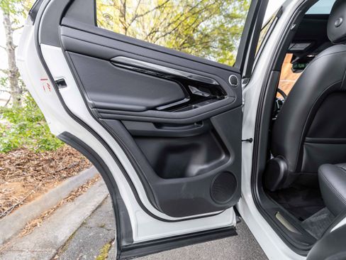 Used 2020 Land Rover Range Rover Evoque R-Dynamic S image 33