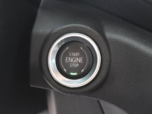 Used 2023 Chevrolet TrailBlazer LT FWD image 27