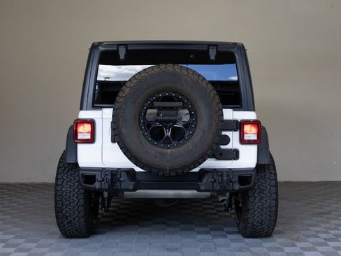 Used 2021 Jeep Wrangler Rubicon w/ Cold Weather Group image 15