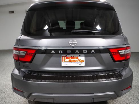 Used 2022 Nissan Armada SV w/ SV Appearance Package RWD image 8
