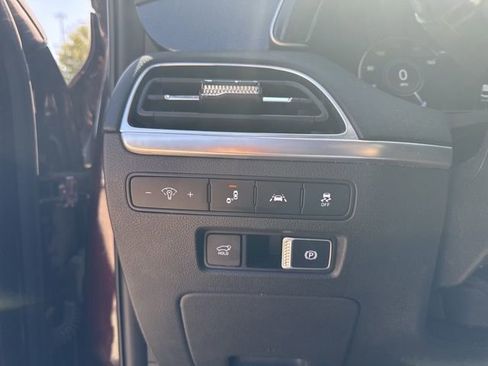 Used 2021 Hyundai Palisade Limited image 10