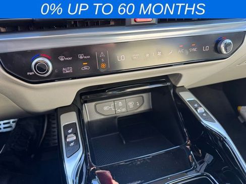 New 2025 Kia Sorento SX Prestige image 23