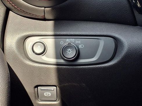 Used 2023 Chevrolet Blazer RS w/ Enhanced Convenience Package image 20